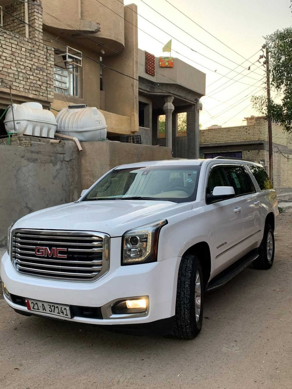 للبيع جمسي ٢٠٢٠ خليجي كفالةماخذيها زيرو من حجي محمد رقم سليمانية اجرة داخل بيجي محرك وكير عالشركة دوشمة تخم تاير جاهزة بدون اي نقص مواصفات طبلة باب كهربائي لايت زنون بيها طخه زغيره يم التاير الخلفي مكان بغداد 
***********
