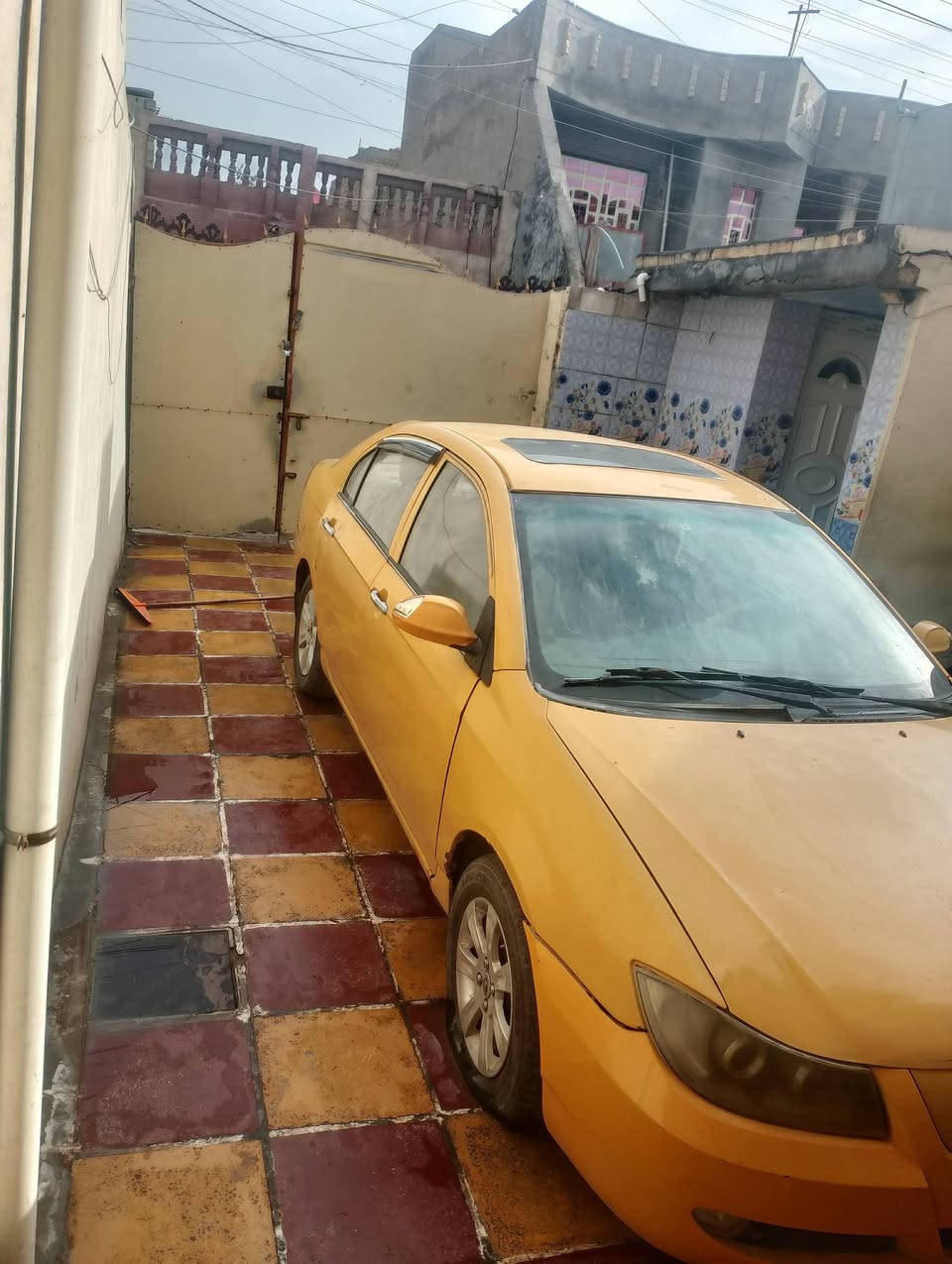 سلام عليكم اليبان للبيع عطلة ابس كيرفاتح خاص 
***********
