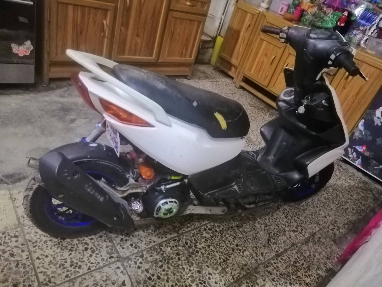 سلام عليكم من رخصة الادمن
للبيع *********** او مراوس
