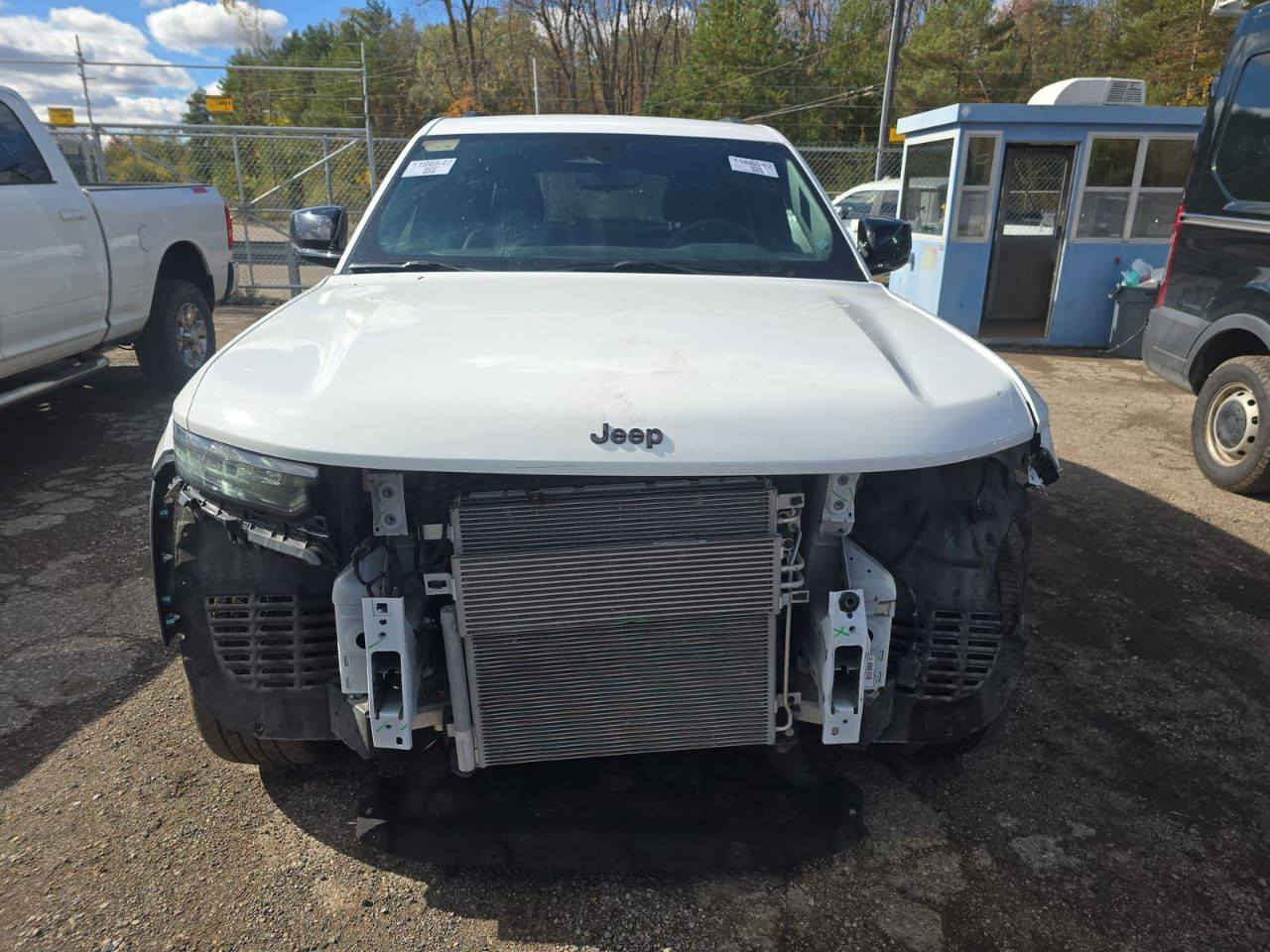 السلام عليكم مكلف بالنشر... جيب موديل 23 ماشيه 45 كلين تبديل دعاميه بدون اي ضرر بدون اي شخط السعر 32000 الف وبيها مجال بسيط الاتصال ع الرقم
***********
***********
