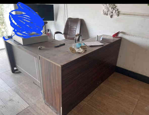 سلام عليكم.  اغراض مطعم للبيع كلش نظيفه  ***********
