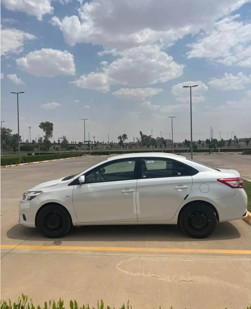 یارس مۆدێل ٢٠١٧ سپی سەدەفی ناو زەرد خەلیجی سفری شەریکەی جیھان مەکینە ١.٣ دەبڵ دیجیتاڵ سەنەوی نوێیە تا ٢٠٣٠ وە ھەزەشی نوێیە ئایپاد و کامێرایە وە سیستەمی دژە خلیسکە یکۆیە
ژمارە مۆبایل *********** وەتساپیشی لەسەرە أربيل, العراق
