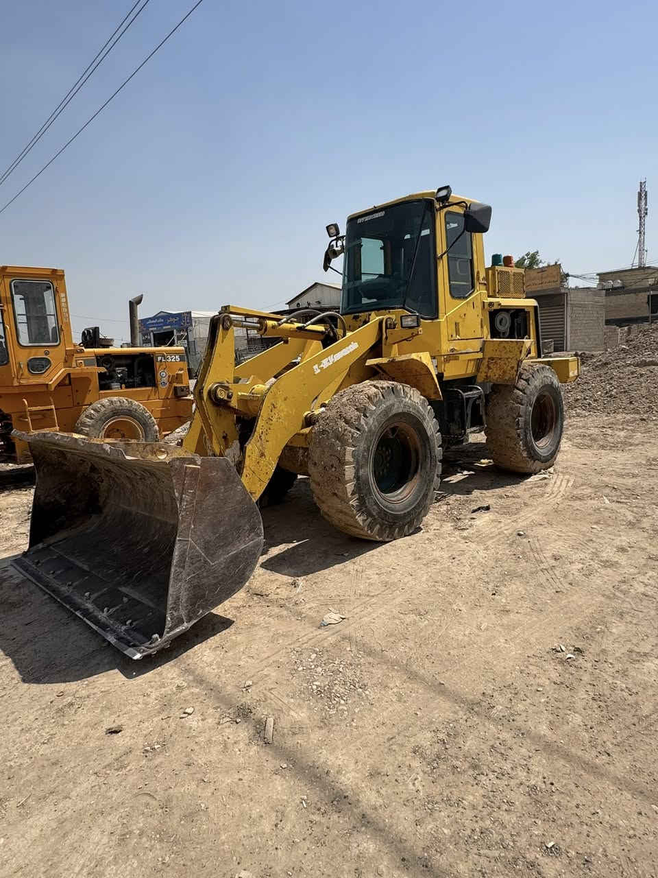 للبيع شفل كاوسكي حجم 60  مديل 12 اصل 2006 السعر 280 وبيها مجال الاستفسار التصال عله الرقم ***********)
