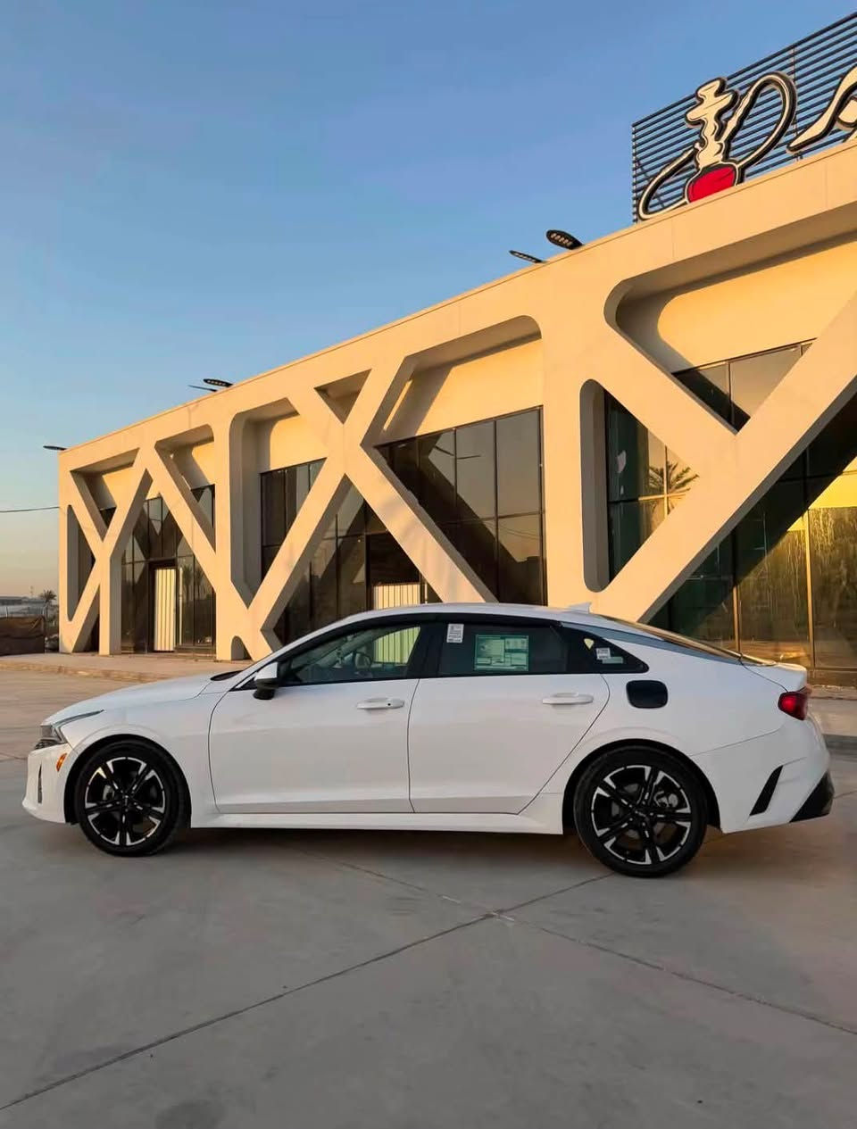 سلام عليكم
K5
2023

السيارة أمريكية مكفولة كفالة عامة كلين

مواصفات السيارة:

* شاشة LS
* دعم Apple CarPlay وAndroid Auto لاسلكيًا
* تشغيل السيارة عن بُعد
* كاميرا خلفية
* مثبت سرعة ذكي
* المحافظة على المسار
* فرامل طوارئ أوتوماتيكية
* مراقبة النقطة العمياء
* كشن كهرباء
* حساسات أمامية وخلفية
* صندوق ذكي عند الاقتراب
* مسطرة خلفية LED كامل على طول الجنطة
* المحرك 1.6T
* ممشى السيارة: 54 mi
* رقم بغداد، تحويل ثاني يوم
رقم التواصل:***********
