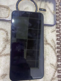 آيفون ١١ برو ماكس • ٢٥٦ • آيفون ١١ ١٢٨