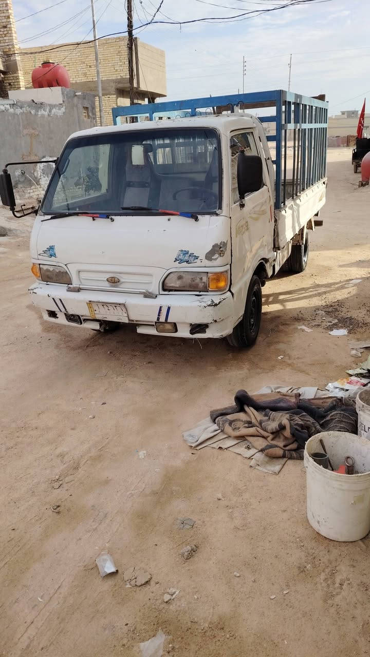كيه بنكو مديل ٩٥ سنويه ل٢٩ ما ساقطه كير ومكينه شاصي خيرمن الله
اسياره ما متعوب قمارته نضيفه رقم الشعار واضح بل قماره وبل شاصي تأخذه ماذب عليه ربع سعره  مكانه نجف
سعر ٤٨ وبيه مجال حك الجيه *********** اشراي يتصل ويدلل
