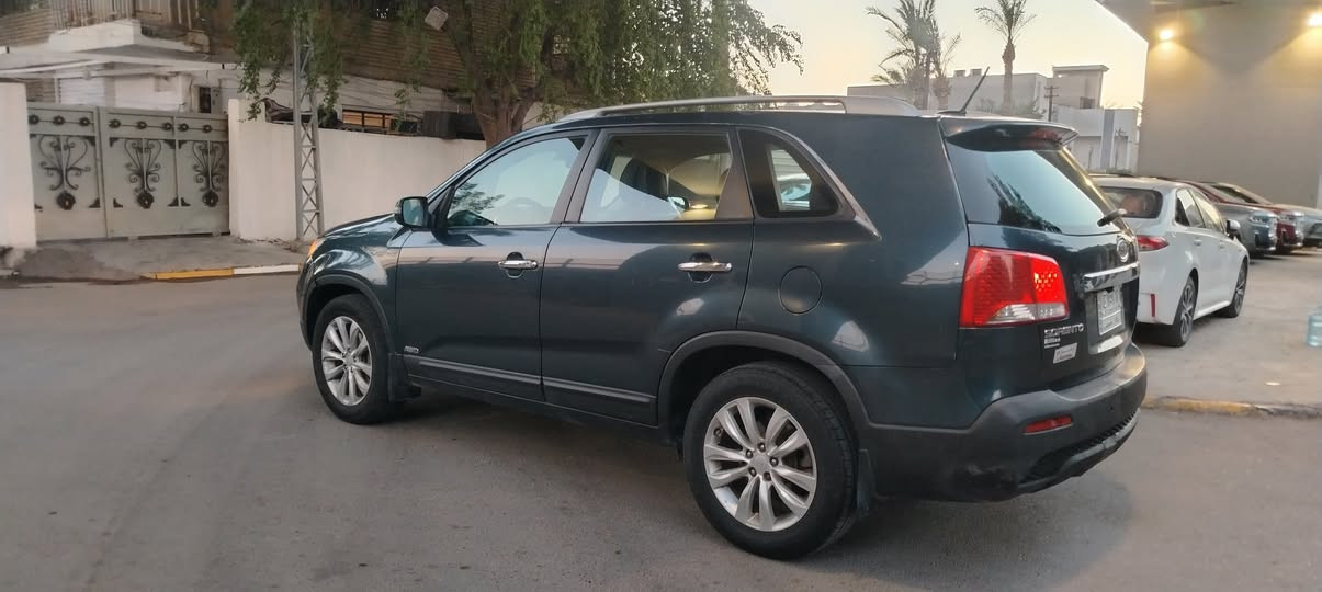 السلام عليكم كيا سورنتو وارد امريكي رقم بغداد 2011 فول محرك 6 سلندر بصمه كامره تحكم ن جلد 7 راكب تبريد خلفي بيه مكانات صبغ مال جراد بدون دواخل سعر 125 مكان بغداد حي الخضراء هاتف *********** شراي يتصل
