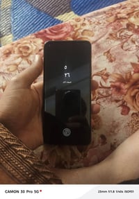 ريلمي ٨ • شرط • مو مفتوح