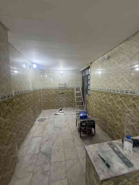 #للايجار 150 متر ثلاث طوابق كراج كبير 

يحتوي على ثلاث غرف نوم وصاله مطبخ حار بارد صحيات 
السعر مليون ١٠٠ الأستفسار *********** 📞
