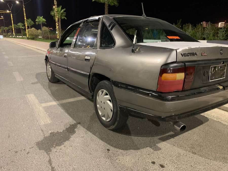 ئۆپڵ ڤیكتر مۆدێلی ١٩٩١ هیچ ئەیبی نیە شوێن سلێمانی ئارمی كۆنی هەولێرە سعر ١٦  ٠٧٧٥ ٨٥٣ ٦٦ ٣٢ السليمانية, العراق
