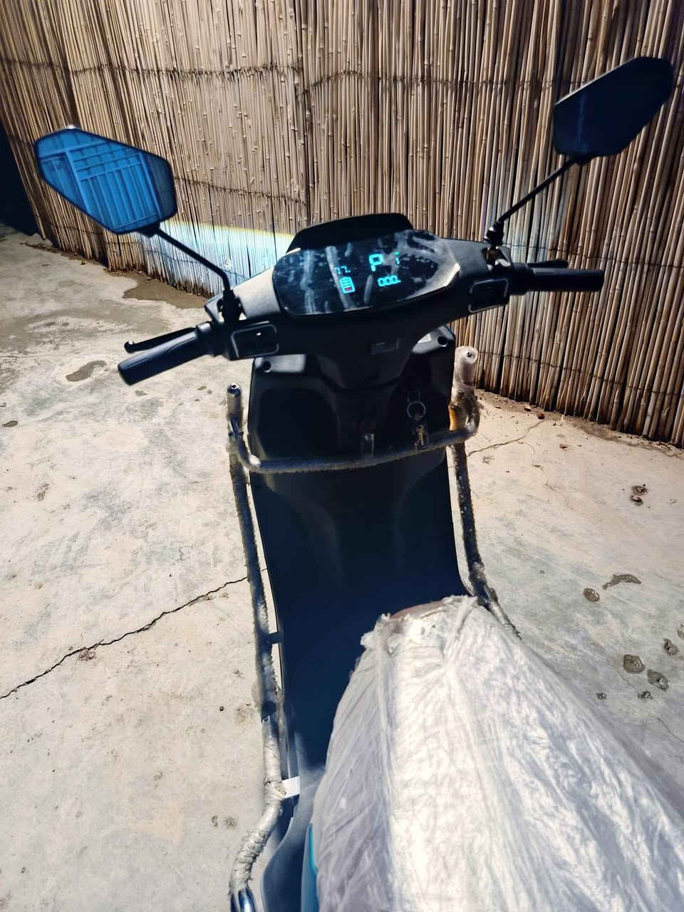 سلام عليكم دراجه شحن  موديل 2026 
6 بطاريات كبار ..

نظام 4 نمر

ملف2000

تشغل بصمة +قفل بصمه .

سرعه 100

نظام P.

دبل اشاره +لايت ثلجي . .

سعر 650 وبيه مجال

مكاني بغداد  مجمع بسمايه


**إذا كنت صاحب هذا الإعلان وتريد حذفه لأي سبب، رجاءا أرسل رسالة إلى الدعم الفني**