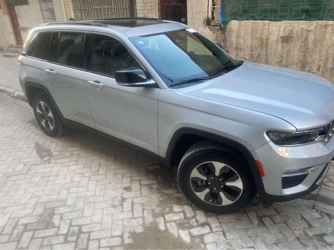 جيب كرانـد شيروكي 2024

🚨بغداد بسمي 

  بانزين + هايبرد + شحن منزلي

الضرر: جملغ يمنه ربع  الباقي   بدون صبغ السياره شرط الفحص صور الحادث ورقم شاصي بل منشور 

🚨 فول 1/1

 1- شاشة 
بانوراما طكتين
2. بصمة
سستم صوت Alpine

3. تشغيل عن بعد  
5. كشنات جلد
6. كشن السايق ميموري
7. كشنات كهرباء
8. صندوق كهرباء
9. حساسات خلفية مامي 
10. 2 قطع تبريد
11. اشاير بالمري
12. رادار أمامي
13. رادارات 360
14. ثلاث وضعيات قيادة
15.  نظام اختيار الباتري او بانزين
16. كير ماوس
17. نظام منحدرات
18. هيتـرات بالكشنات
19. ويل كب كروم
20. لايتات لد
21. بكلايت لد
22. كشافات
23. بصمة أبواب

السعر 325$ورقه  

مكاني بغداد الاعظمية

‭*********** بغداد, العراق
