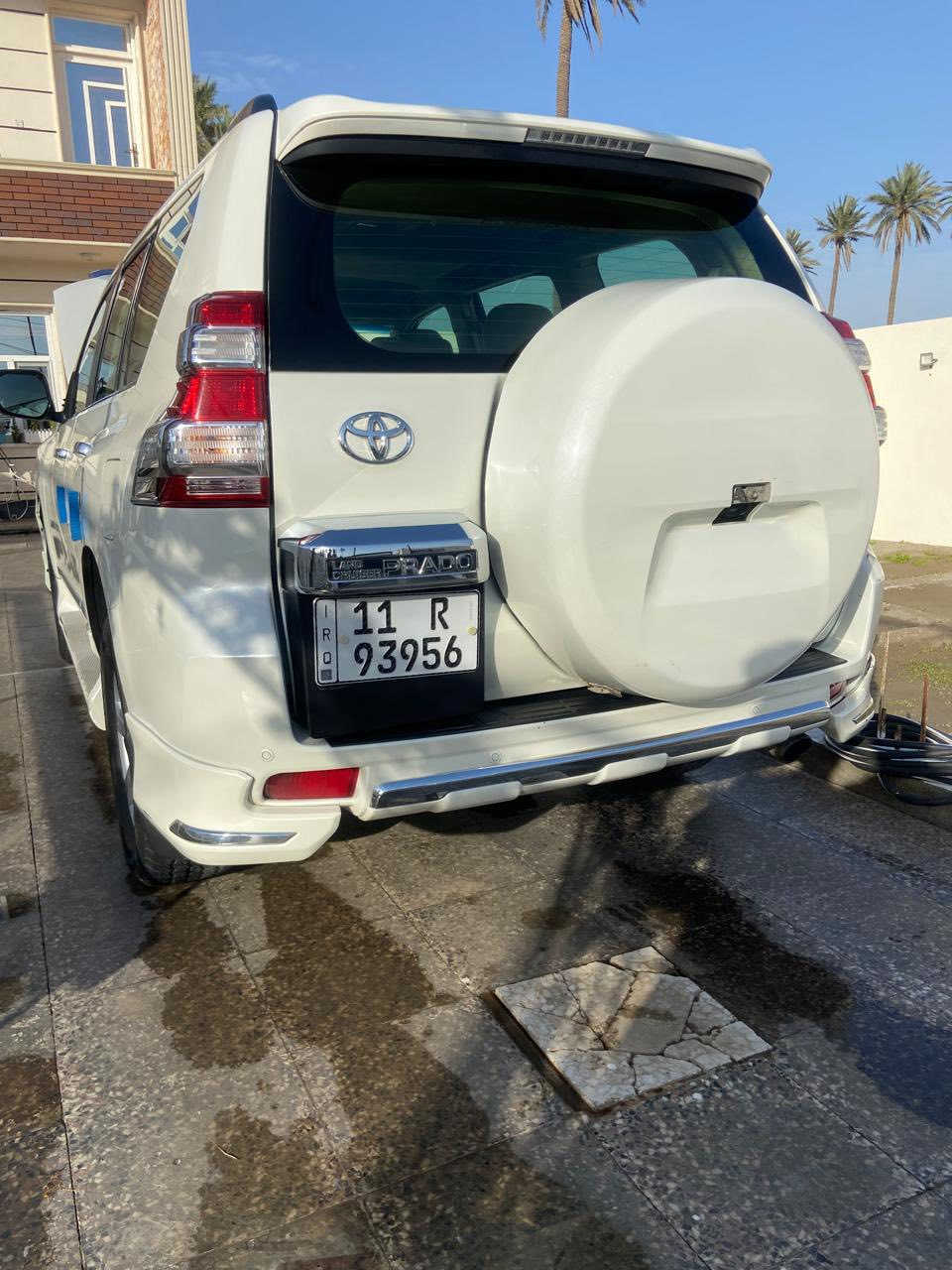 سلام عليكم
  برادو 2014 TXL ماشيه 
130 مكفوله ماعدا بارد اصغير بالجاملغ الخلفي وبارد ع شويه يم الباب الخلفيه وباب مفتوحه بدون اي صبوغ بدون تبديل مكان سياره بغداد 
سعر 310 وبيه مجال 
للاستفسار(***********)
