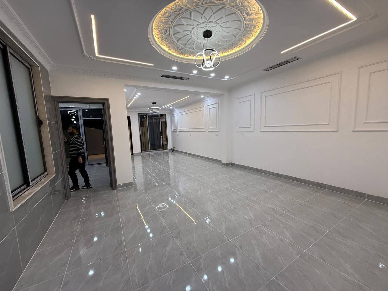 عقاري محمد 

منزل للبيع في أربيل منطقة خمسه حصاروك
 150م قرب سوك زيلان مقابل حديقة 
يتكون:-
5غرف
أستقبال
صالة
مطبخ
مجموعة صحيات 
=°=°=°=°=°=°=°=°=°=°=°=°=°=  
للإستفسار:٠
ادا كنت تبحث عن عقار في محافظة  اربيل أنصحك تدخل لرابط التالي للتصفح اكثر عدد العقار المتوفرة • للتواصل 📞***********-----***********
السعر والصور موجود في قناة التليكرام
https://t.me/lawansity
