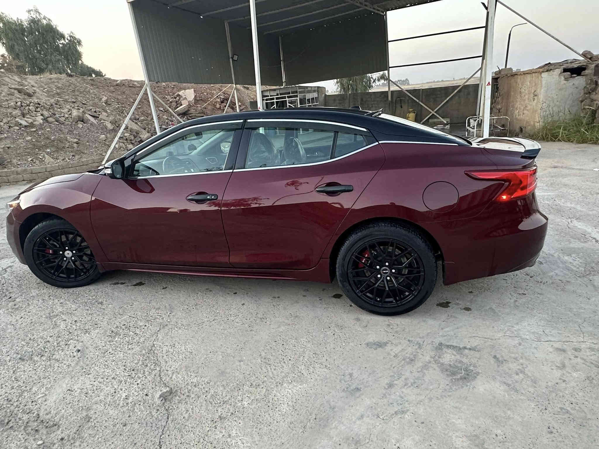 السلام عليكم للبيع نيسان مكزما ١٦ محرك ٦ مامفتوح وگير شرط جاملغ وبنيد صبغ وباب خلفي يمين وجاملغ خلفي يمين كلير بدون حادث 
فول مواصفات بصمه سقف بنراما 
جاهزه للاخير السعر ١٢٦ وبيها مجال مراوس حسب القناعه 
مكان السيارة صلاح آلدين ناحية الزوية 
***********
***********
