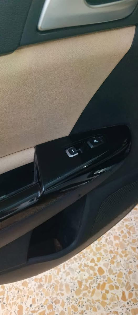سبوورتج جي تي لاين حليجي مواصفات مواطن فول مواصفات محرك GDi معلايه دبل كازكيت ماكو دوانز ماشيه 127الف رقم بغداد تحويل ثاني يوم بيه طخه خفيفه بلباب لخلفي 

السعر163 
***********
