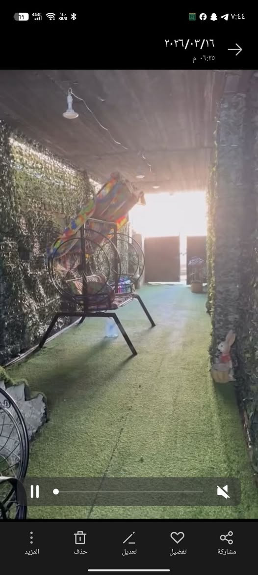 دار للبيع مساحة الدار 240م واجهة البيت 4 ونص يحتوي الدار على طابقين 
الطابق الاول هول واستقبال و2 غرف نوم 2 مطبخ حار وبارد وخدمات 2 
الطابق الثاني يحتوي على هول واستقبال و3 غرف نوم ومطبخ وخدمات 2 

مع اضافه هيكل بناء بعده مكامل طابق ثالث 
موقع البيت / بغداد جديدة جبار ابو الشربت نعيرية 

للااستفسار مراسله الارقام او الاتصال 
***********
***********
