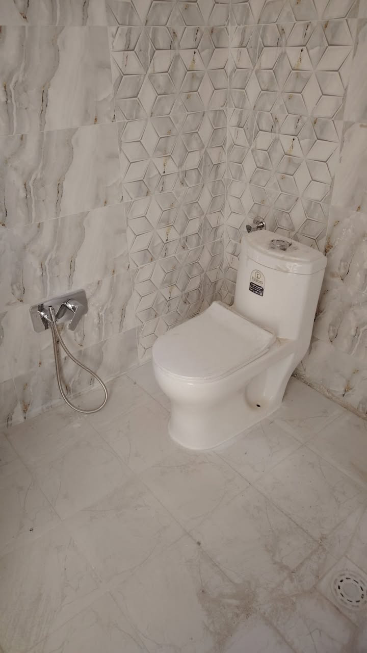 السلام عليكم تأسيس صحيات عامه ماء ومجاري تقطير سبالت عملنها في كربلاء اتصل وبيك خير وتدلل ***********
