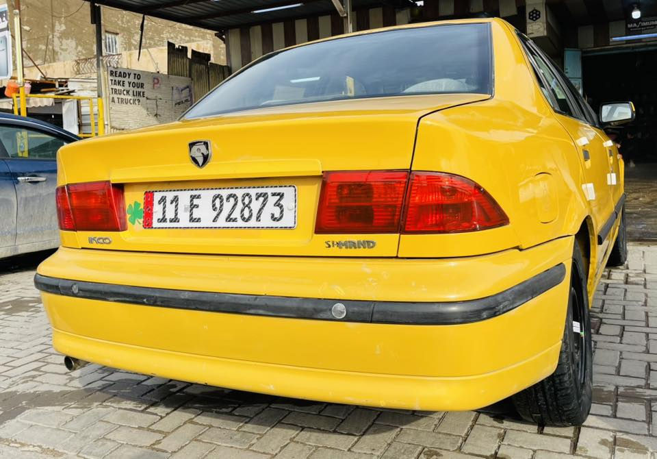 سمند موديل 13. رقم بغداد الانكليزي، سياره كفاله عامه لا ضربه لا صبغ لا تبديل لا خياسات. على وضع الشركه. كولش جديدهه برغي ما مفتوح بيهه سبير منازل. وجاهزه كبل للشارع. كير مكينه مكفولات. صدر امامي وخلفي جديد. تخم تاير جديد. تبريد ثلج. تدفئه شغاله كهربائيات كلهه شغاله. داخل جديد. سنويه لل٣٠. مشروع وطني تحويل مباشر. مصفره هيئه وغرامات. مكاني بغداد البياع الشرطه الخامسه. السعر ٤٦ وبيهه مجال. 
***********
