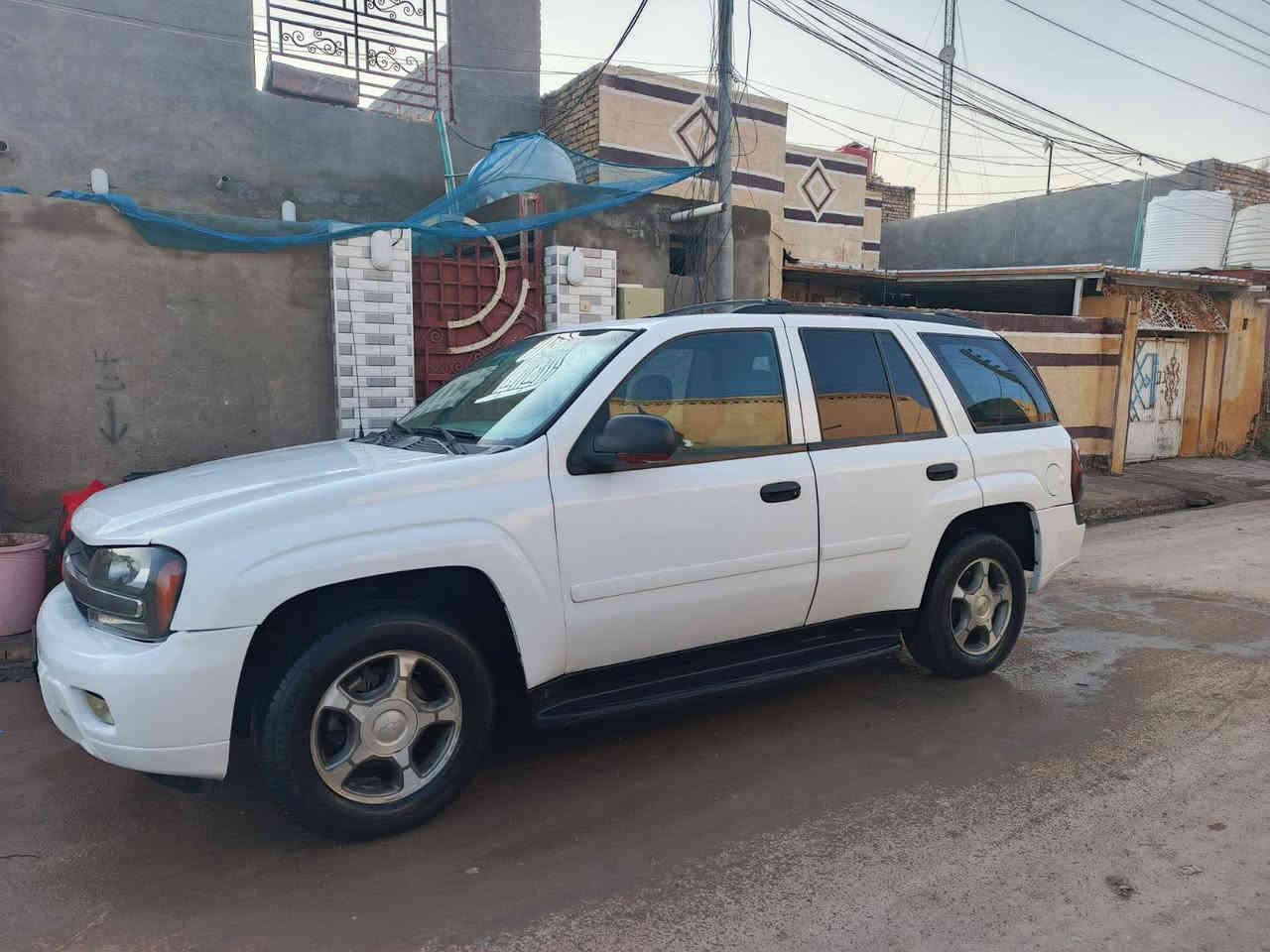 السلام عليكم بلايزر 2008 سياره جديده على وضع الشركه حادثها تبديل بنيد فقط والباقي كفه سياره رقم بغداد تحويل جاهزه من الطول للطول ما بيها اي نقص بالعافيه علي ياخذها السعر 110 بيها مجال
العنوان ذي قار الفجر 
تلفون ***********
