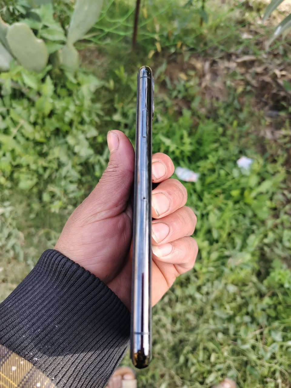 سلام عليكم  أيفون 11برو ماكس نضافه 100 بل100فول بلادي شرق اوسط بطاريه 82بلاد ع فحص وين ويعجبك ذاكره64جهاز وتر راسلني واتساب *********** مكاني نجف
