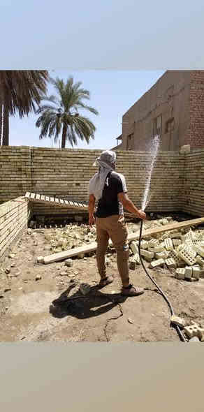 من رخصة الادمن
المتوكل. للبناء وتسليم المفتاح 
١-التصاميم ولمواصفات تكون حسب رقبت صاحب الدار 
٢-مناخذ افلوس ليكدام مثل البقيه لاا  افلوسك بيدك تشوف شغل وتقتنع يله تدفع 
٣-التسديد يكون على شكل دفعات مع مراحل العمل 
٤-ضمان 5سنوات صيانه مجانيه اي خلل يصير 
5-تستلم مفتاح بيتك كامل من اناره مع البنكات ولكيزرات واطغم الحيات حتى خط المولد 
5-مدت الانجاز من 4اشهر الى 5 واي يوم تاخير ويخالف الاتفاق راح يكون بينه شرط جزائي. بغرامه ماليه 

اداره ولتنفيذ عماد العكيدي 
وانساب ***********
