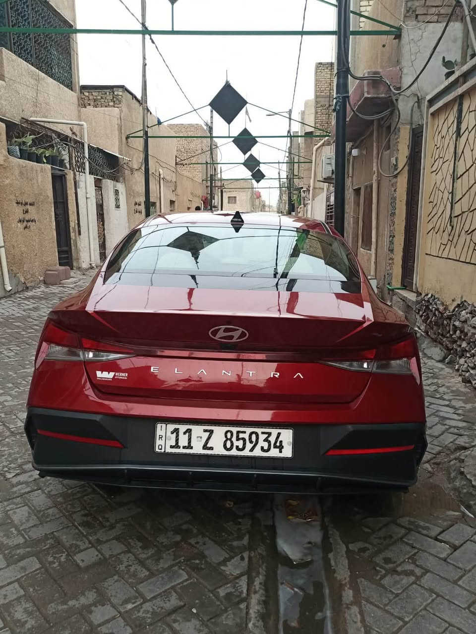 السلام عليكم النترا موديل2024 وارد امريكي حادثهه بدايه لصندوك وساحبي بدون صبغ واول بارحه نضربت عندي شويه من جاملغ خلفي وكحلتهه سياره نصيفه سياره مو فول بس حيل حلوه ونضيفه امانة الله بيت ودوام ماشيه 40 الف بانزين متصرف محرك 2000 دوش لل استفسار هذا رقمي بي واتساب ***********
