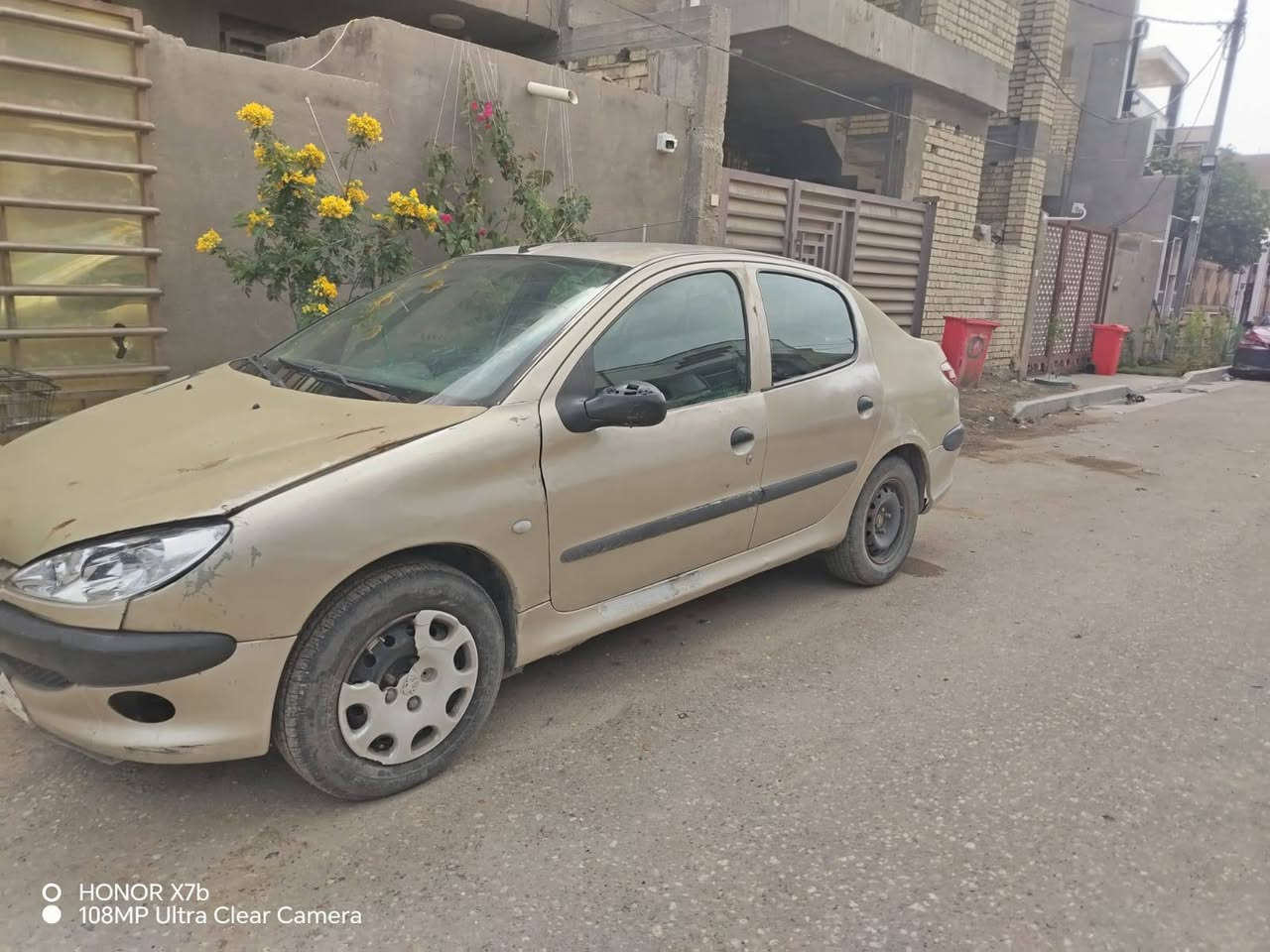 بيجو .2009للبيع  سعر 35 ورقة..
ملاحظة .الكير نمرة 4 متجي 
‏‪***********‬‏
مكان السيارة حلة 
مكلف بلنشر
