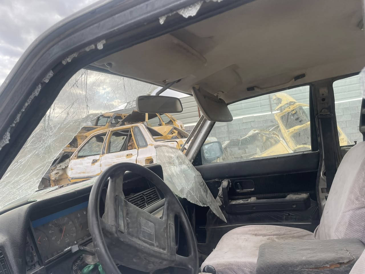 سلام عليكم تفصيخ فالفو 240عنوان بغداد جسر ديالى الجديد شتحتاج اتصل***********
