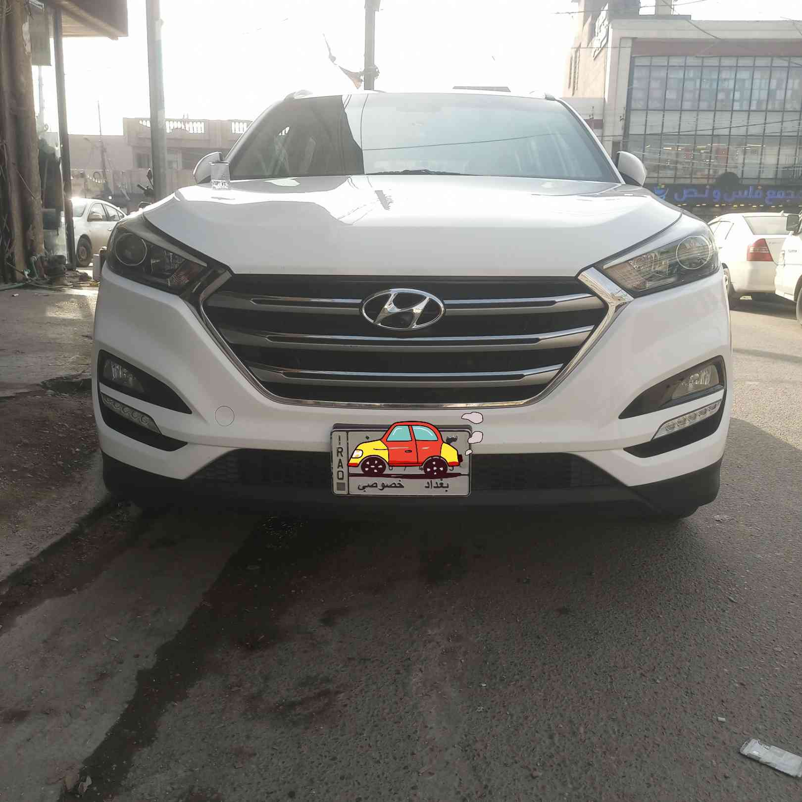 سلام عليكم توسان ٢٠١٨ خليجي مكفولة شاشة كامرة خلفية وكامرة امامية صاج داخل تحكم جهتين كاملة ربع متخلي عليه مكانه بغداد  سيدية *********** ابو عبد
