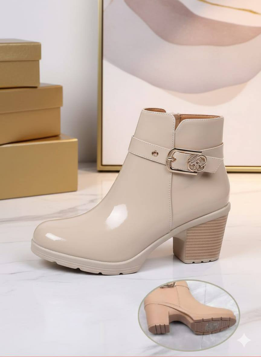 يله بنات اليوم سوين تخفيضات على جميع بوت صار بس 15 الف بلاش صار 
يوجد خدمة كافت المحافظات 
رقم واتساب ***********
