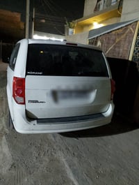 دوج كرفان للبيع موديل 11 رقم صاحب السياره 07732515899