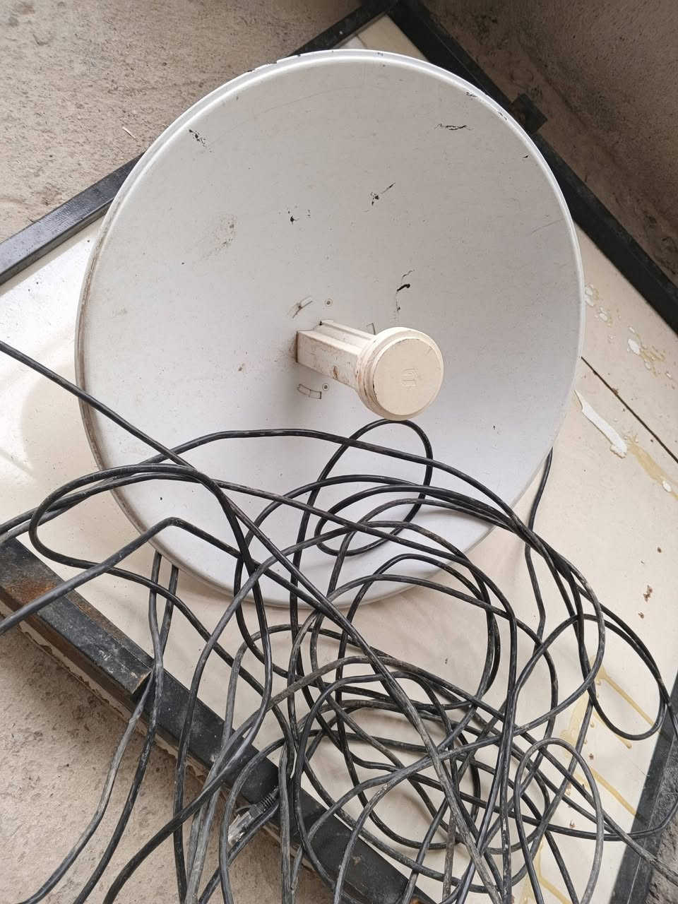 السلام عليكم من رخصة الادمن عندي هذا للبيع نانو وياه واير سعره 75 ممستعمل هواي وشغال


**إذا كنت صاحب هذا الإعلان وتريد حذفه لأي سبب، رجاءا أرسل رسالة إلى الدعم الفني**