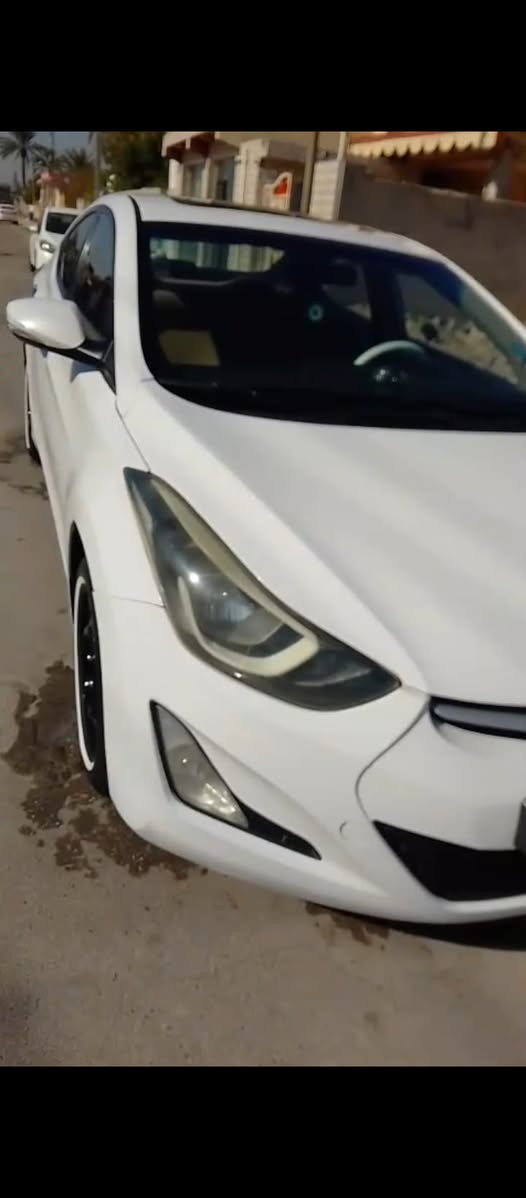 سلام عليكم النترا مديل 16 بيها بارد قليل رقم بغداد باسمي سياره فول ماعده بصمه وجلد سعر خاص ***********
