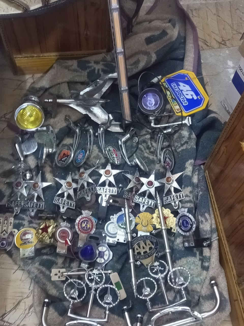 جمبزه لبيع الي ميعرف سعرن لا يراسل لبيع شلع 150وبيهن مجال


**إذا كنت صاحب هذا الإعلان وتريد حذفه لأي سبب، رجاءا أرسل رسالة إلى الدعم الفني**
