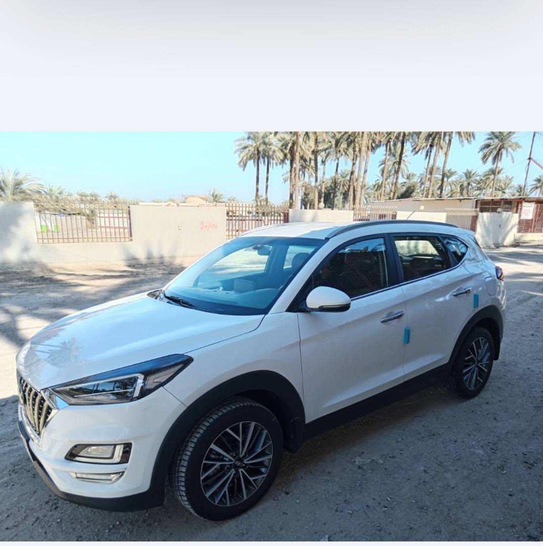 سلام عليكم
توسان للبيع مديل 2020 خليجي ماشيه 74 سياره مكينه ٢٠٠٠ دوش شرط مامفتوحه كير حداديه كله جديد فول مواصفات ٥ عدسات شاشه كامره حساس جلد لد لكزز يدات نيكل اشاير بلمري اشاره ترحيب كشن كهربائي ويل كب كروم رقم بغداد انكليزي  سنويه ٣٠ بسامينه سياره بيه جهت السايق مكانات بارد بسيطه وبلقماره بيه بارد بدون صبغ او فتح كفاله سعر 160 بيه مجال مكاني كربلاء الحسينيه او البراهميه الرقم ***********
