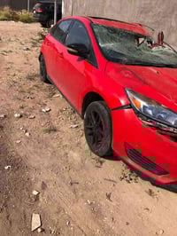 فورد فوكس موديل 2018 محرك 200 محرك كير سليم فقط الكشر متضرر  للبيع  ال...