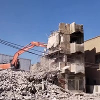 اليات هدم • تفليش بيوت • رمل وحصو