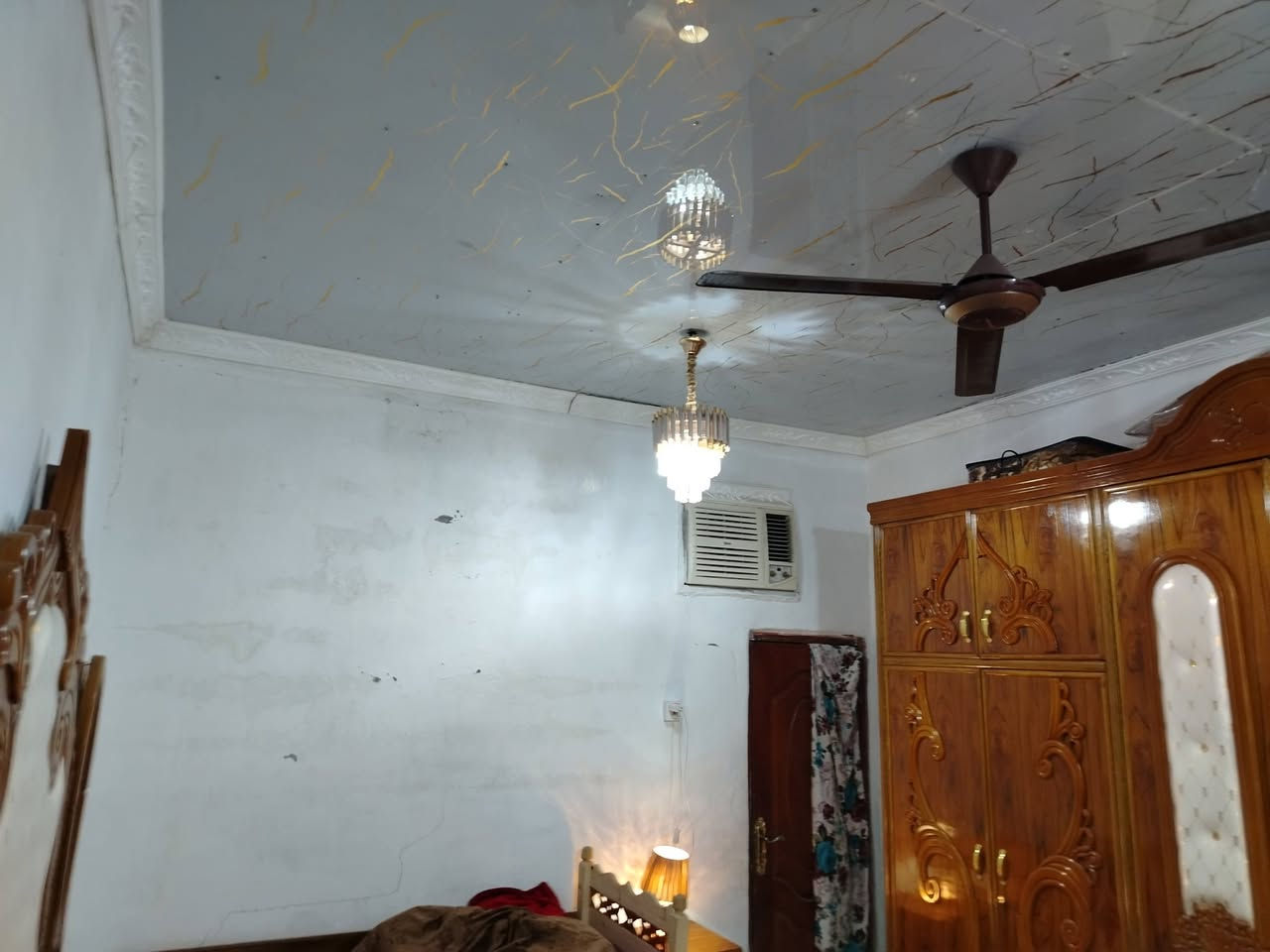 السلام عليكم عندي بيت سبع قصور البناء 130م مساحة البيت كله 200م


**إذا كنت صاحب هذا الإعلان وتريد حذفه لأي سبب، رجاءا أرسل رسالة إلى الدعم الفني**