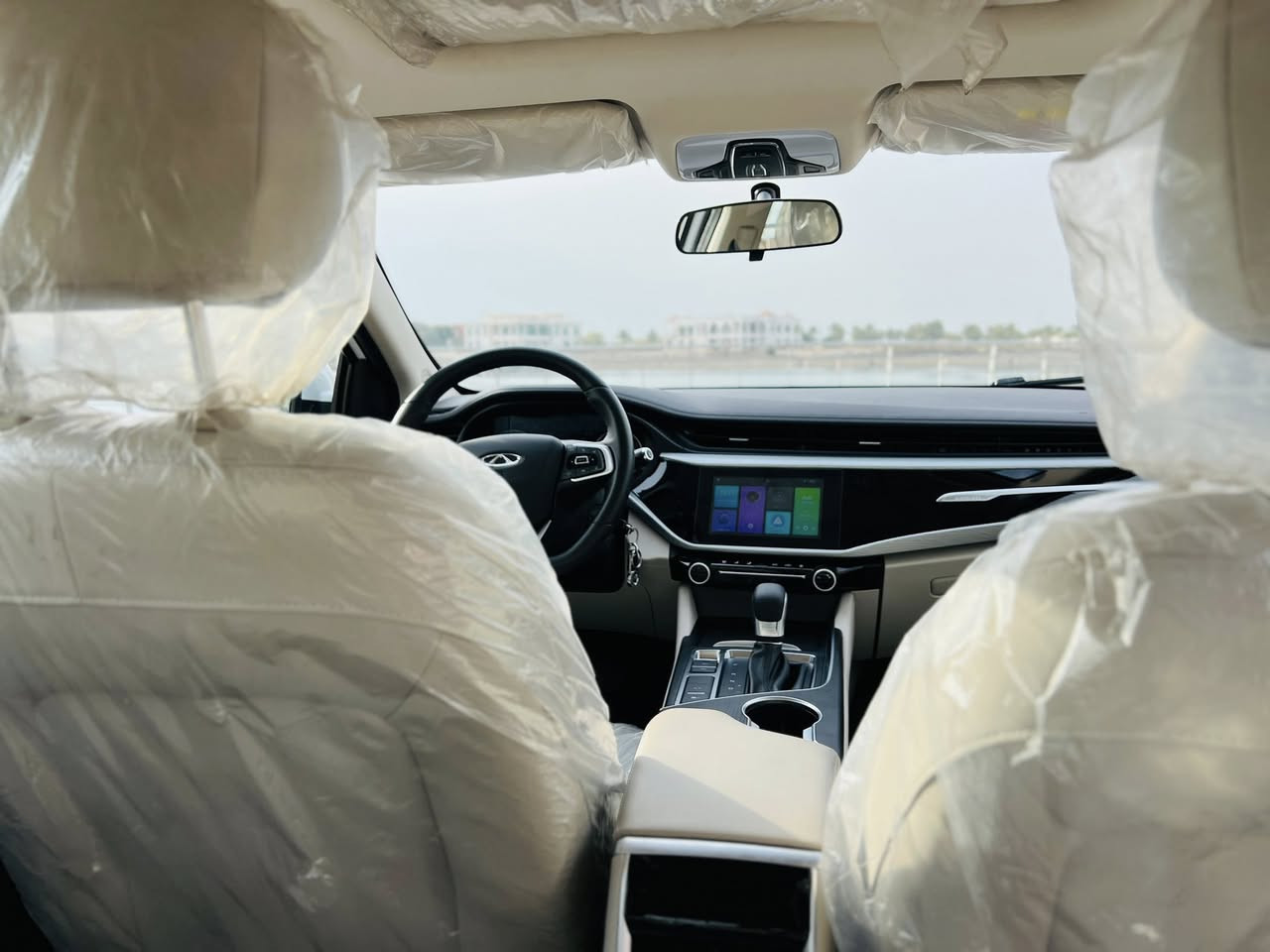 السلام عليكم،
للبيع شيري اريزو 5 موديل 2024 (فول مواصفات).

السيارة بعدها بچيس الشركة ، وماشية 17 ألف فقط (اخت الزيرو).

المواصفات:

• فول 1/1 (فتحة، شاشة، جلد، حساسات).

• السيارة مكفولة وجاهزة من كلشي، لا ضرر ولا خدش

• رقمها الحالي فحص مؤقت ، تترقم كل المحافظات

سبب البيع:
التزامات عقارية

ملاحظة للطيبين:
السيارة معروضة للبيع بسعر 104 ، والسعر للجاد وسيارة بهيج مواصفات وموديل تسوه اكثر ، رجاءً اللي مو شراي لا يتعب نفسه ويتعبنا، الوقت ثمين.

📍 المكان: الرمادي

📞 للاستفسار: ***********
