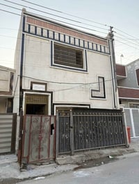 للايجار 50م بناء نظيف حالياً قيد التحديث تستلمو كامل غرفتين وصالة ومطب...