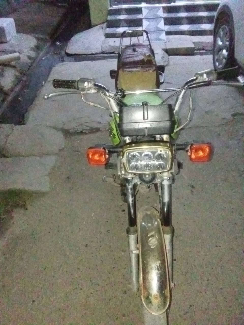 دراجه موديل 22 للبيع اغراض كامله بيها نظيفه بس اوراق محروقه،***********
