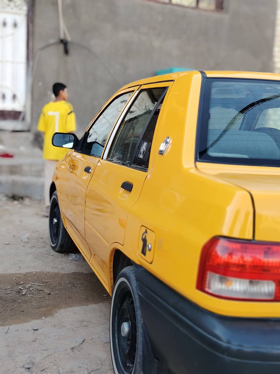 سلام عليكم ورحمة وبركاته للبيع سياره سايبه موديل 23 كفاله عامه سياره حلوه مصفره هيه  مكاني كربلاء المقدسة سعر 65 ***********
