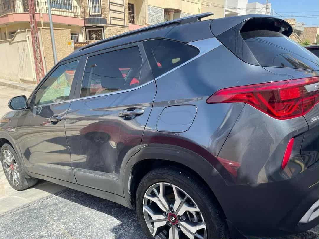 كيا سليتوس 21 وارد امريكي دفع رباعي 4×4 دشبول لون ازرق
لايت 5 عدسات
                                                          LED امامي خلفي
اشاير بالمري .مع مري كهرباء ورادار 
((مانع انحدار ومانع انزلاق ومثبت ستيرن وقياده ذاتيه))
محرك 1600 تيربو ✈️
3انظمه قياده normal.sport.mod
تدفئه كشنات 3 وضعيات
تحديد مسار ذكي
رادات أمامية خلفية جانبية وتوقف طوارء
شاشة كبيرة 
تحكمات مقود وتطعيم كامل للسياره بيانو بلاك ابواب كشنات تطعيم جلد بلاد
مكان حله شارع 40
مرقمه بابل باسمي
السعر 140 وبيها مجال 

***********
