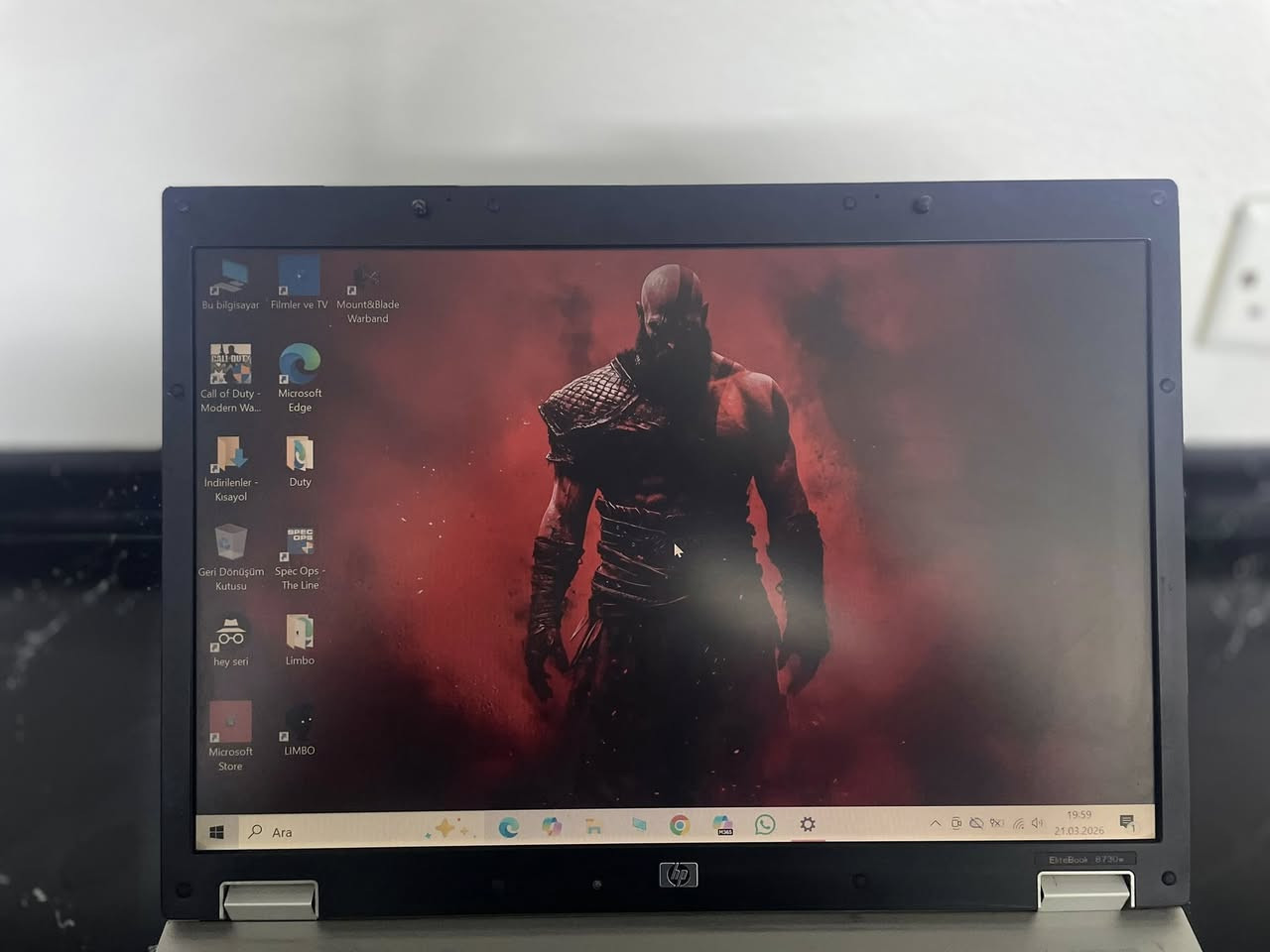 ‏لابتوب ايش بي   *********** سعر300 بيها مجال full مسقط كل شي شغال
