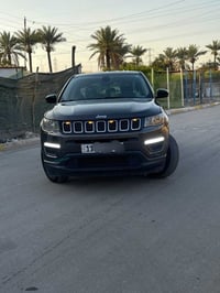 🫡 جيب كومباس 2018 رقم بغداد باسمي تحويل ثاني يوم ..   ماشيه 75 الف كيل...