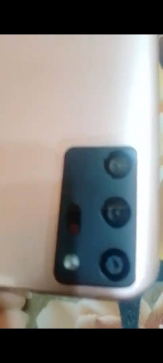 جهاز جديد طك الكارتون
كما موضح في الصورة 
السعر 80وبي مجال


**إذا كنت صاحب هذا الإعلان وتريد حذفه لأي سبب، رجاءا أرسل رسالة إلى الدعم الفني**