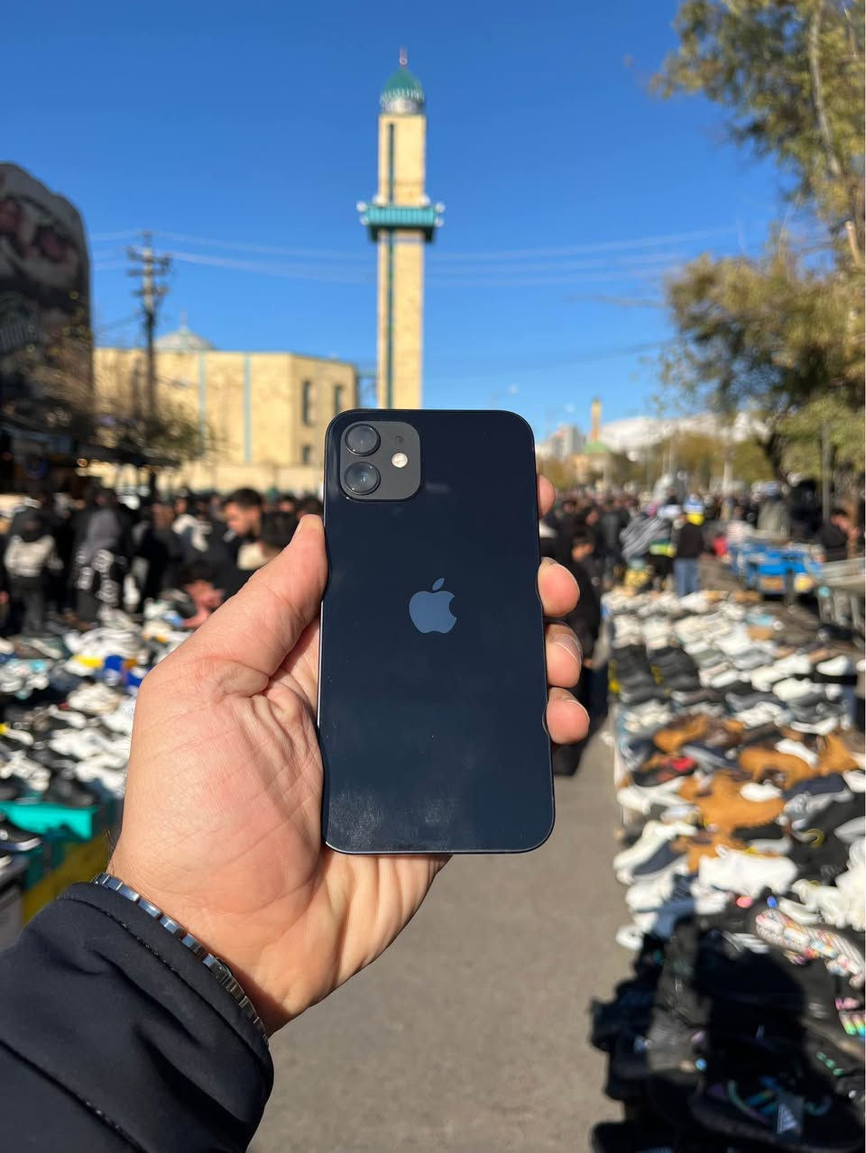 Iphone 12 normal  - blue
64g - 1sim - battery %87

سەدا 99% جوان و خاوێن شوختی نییە
زەمانی 10 ڕۆژی لەگەڵدایە

هەوانادات هیچی نەگۆڕاوە بەشەرت و زەمان

نرخی : 195$ دۆلار

*********** السليمانية, العراق
