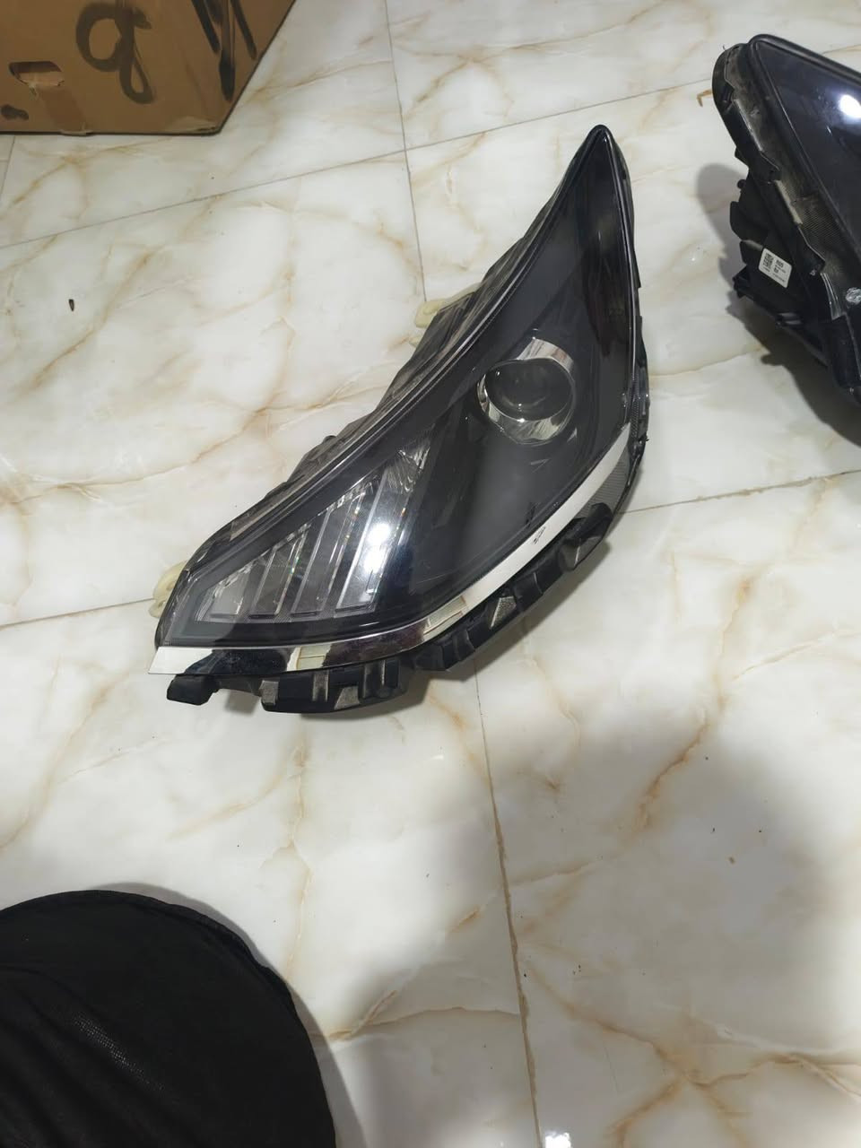 اغراض مال سوناتا موديل 22 لايت دعاميه وراه شوته عتب مال سوناتا عظمه مال دشبول بيها فطر مكاني نجف  يريد يجي خاص هاذه رقمي ***********
