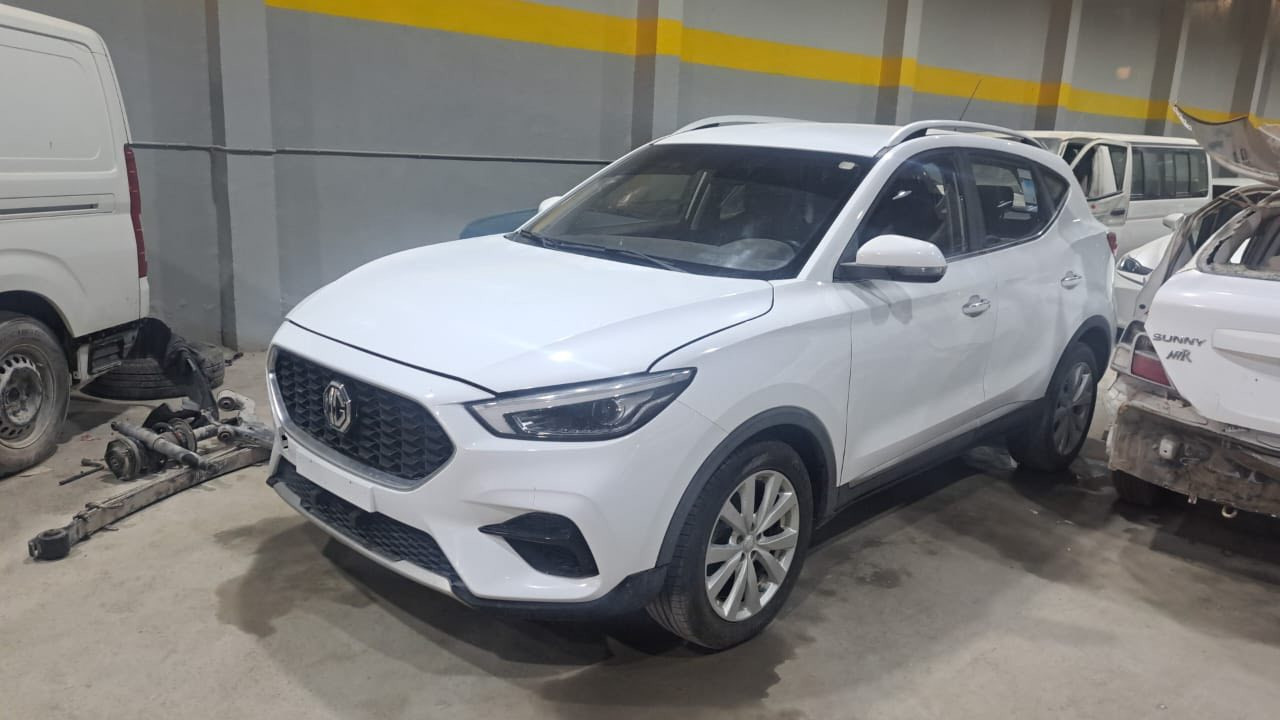 سلام عليكم شباب يتوفر قطع غيار جميع انواع تعلن شركة المياحي عن وجود قطع غيار لجميع انواع السيارات با اسعار الجمله اي للستفسار ***********
